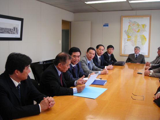 鷹牌軸承(cheng)擁有國内先進的(de)生産設備，讓客戶(hu)滿意